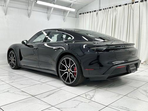 2024 Porsche Taycan 4S