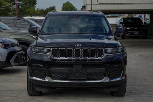 2023 Jeep Grand Cherokee L Laredo
