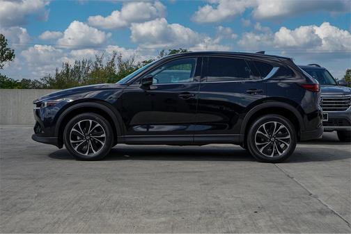 2023 Mazda CX-5 Premium Plus
