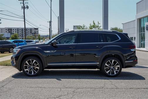2025 Volkswagen Atlas 2.0T SEL Premium R-Line