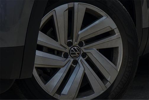 2020 Volkswagen Atlas Cross Sport 2.0T SE w/Technology