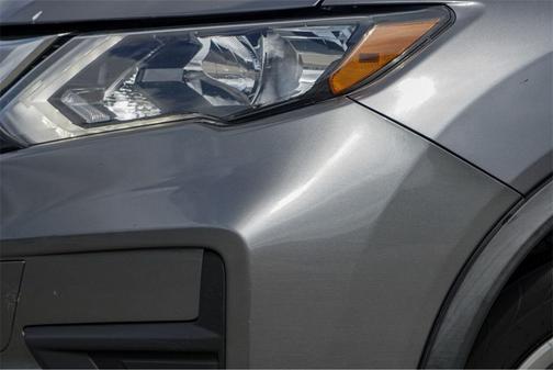 2017 Nissan Rogue S