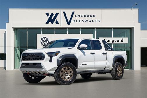 2025 Toyota Tacoma Hybrid TRD