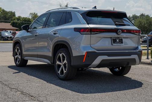 2025 Volkswagen Tiguan 2.0T SE