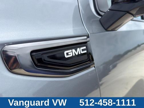 Sterling 2024 GMC Yukon XL AT4