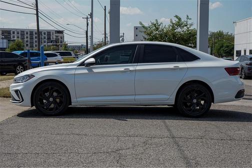 2025 Volkswagen Jetta 1.5T SE