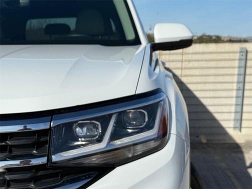 2023 Volkswagen Atlas 2.0T SE