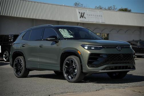 2026 Volkswagen Tiguan 2.0T SEL R-Line