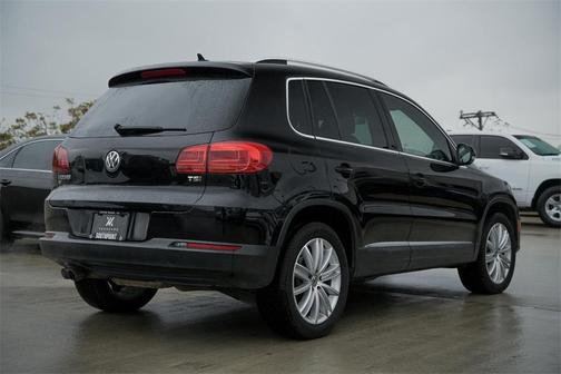 2016 Volkswagen Tiguan SE