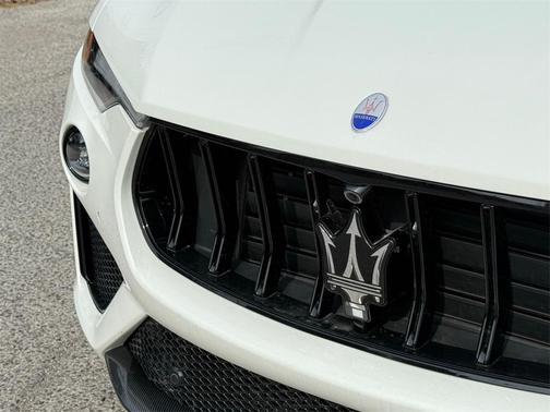 2023 Maserati Levante Modena