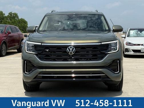 Avocado Green Pearl 2026 Volkswagen Atlas 2.0T SEL Premium R-Line