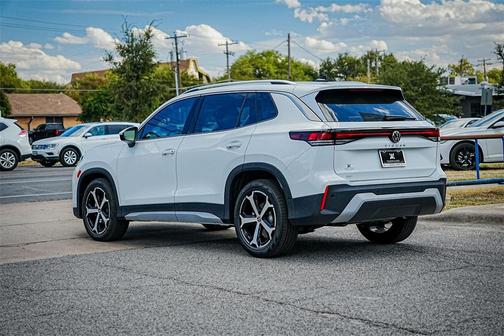 2025 Volkswagen Tiguan 2.0T SE