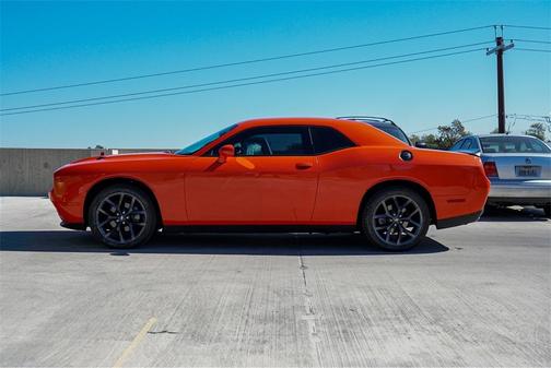 2022 Dodge Challenger SXT