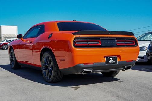 2022 Dodge Challenger SXT
