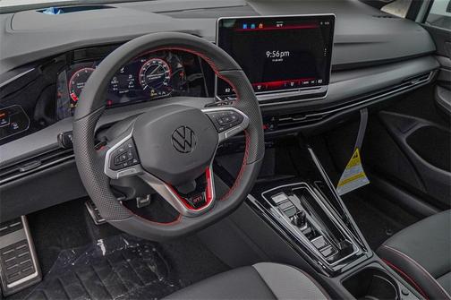 2026 Volkswagen Golf GTI AUTOBAHN