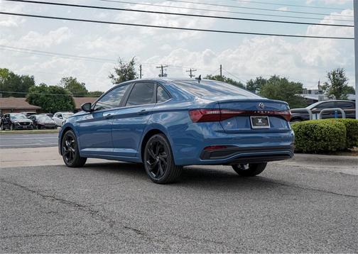 2025 Volkswagen Jetta 1.5T SE