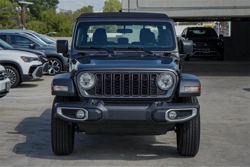 2024 Jeep Gladiator Sport