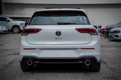 2026 Volkswagen Golf GTI SE