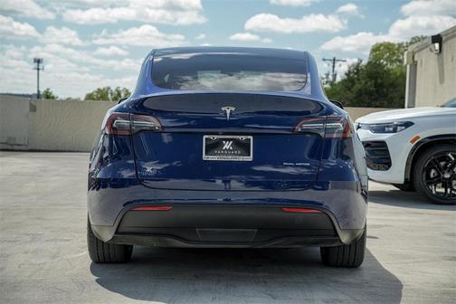 2022 Tesla Model Y Long Range