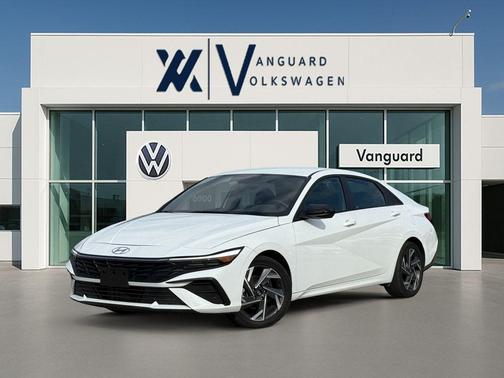 2025 Hyundai ELANTRA HEV SEL