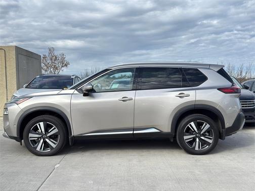 2023 Nissan Rogue Platinum