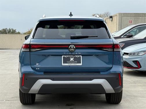 2026 Volkswagen Tiguan 2.0T SE