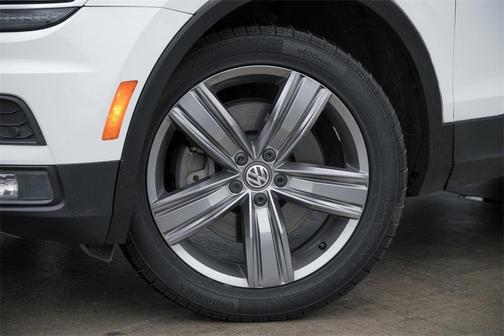 2018 Volkswagen Tiguan 2.0T SEL Premium