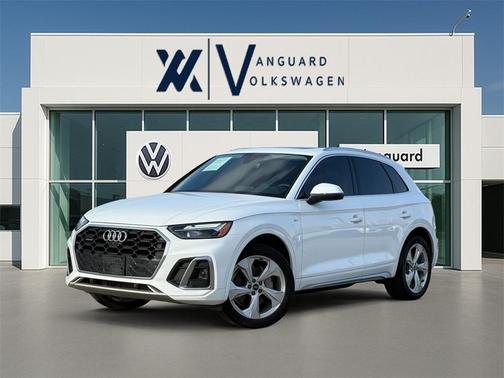 2023 Audi Q5 45 S line quattro Premium