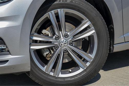 2020 Volkswagen Jetta 1.4T R-Line