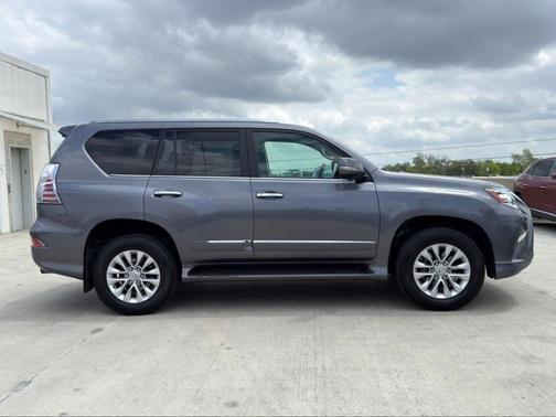 2019 Lexus GX 460 Base