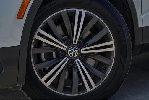 2024 Volkswagen Tiguan 2.0T Wolfsburg Edition