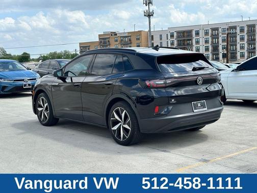 Deep Black Pearl Effect 2023 Volkswagen ID.4 Pro S