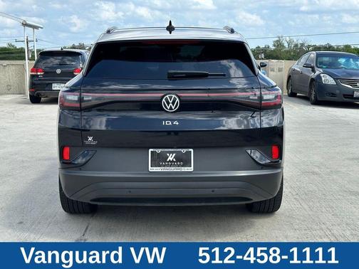 Deep Black Pearl Effect 2023 Volkswagen ID.4 Pro S