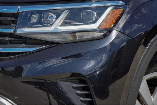 2021 Volkswagen Atlas Cross Sport 3.6L V6 SE w/Technology