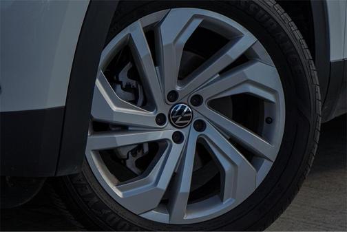 2023 Volkswagen Atlas 3.6L SE w/Technology
