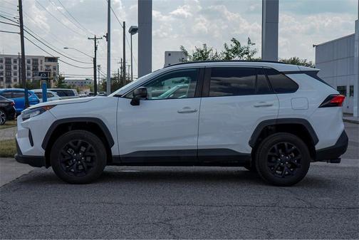 2021 Toyota RAV4 LE