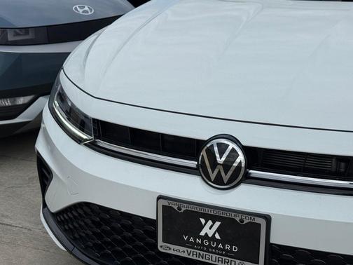 Pure White 2026 Volkswagen Jetta 1.5T Sport