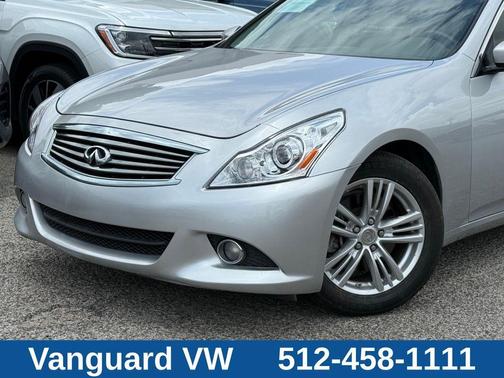 Liquid Platinum 2013 INFINITI G37 Journey