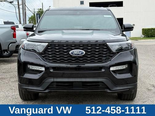 Black Metallic 2022 Ford Explorer ST