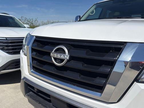 2023 Nissan Armada Platinum