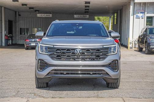 2024 Volkswagen Atlas Cross Sport 2.0T SEL Premium R-Line