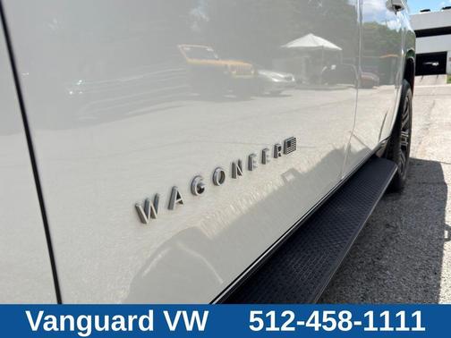 Bright White Clearcoat 2024 Jeep Wagoneer L Series II