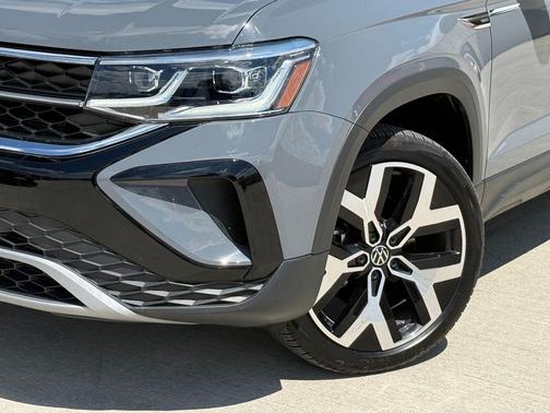 2023 Volkswagen Taos 1.5T SEL