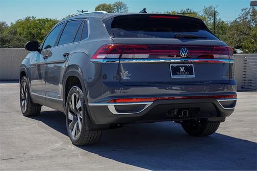 2026 Volkswagen Atlas Cross Sport 2.0T SEL