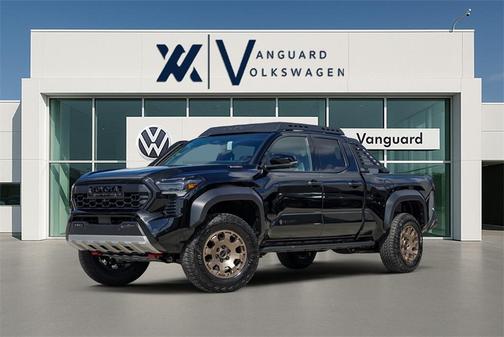 2025 Toyota Tacoma Hybrid TRD