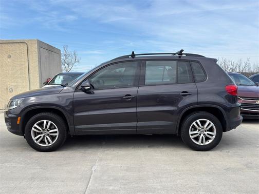 2016 Volkswagen Tiguan S