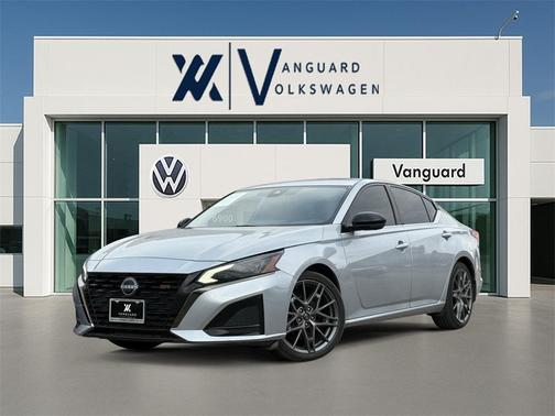 2023 Nissan Altima 2.0 SR