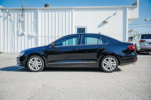 2017 Volkswagen Jetta 1.8T SEL