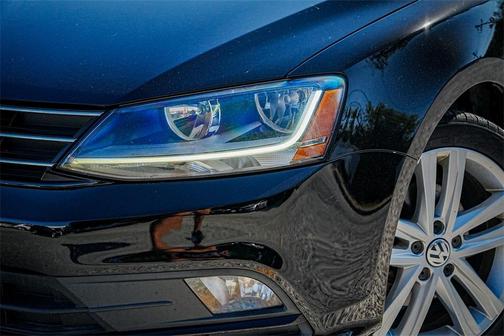 2017 Volkswagen Jetta 1.8T SEL