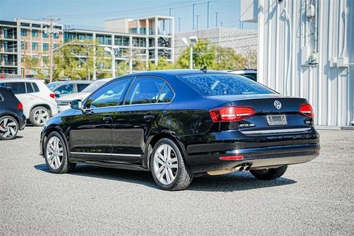 2017 Volkswagen Jetta 1.8T SEL
